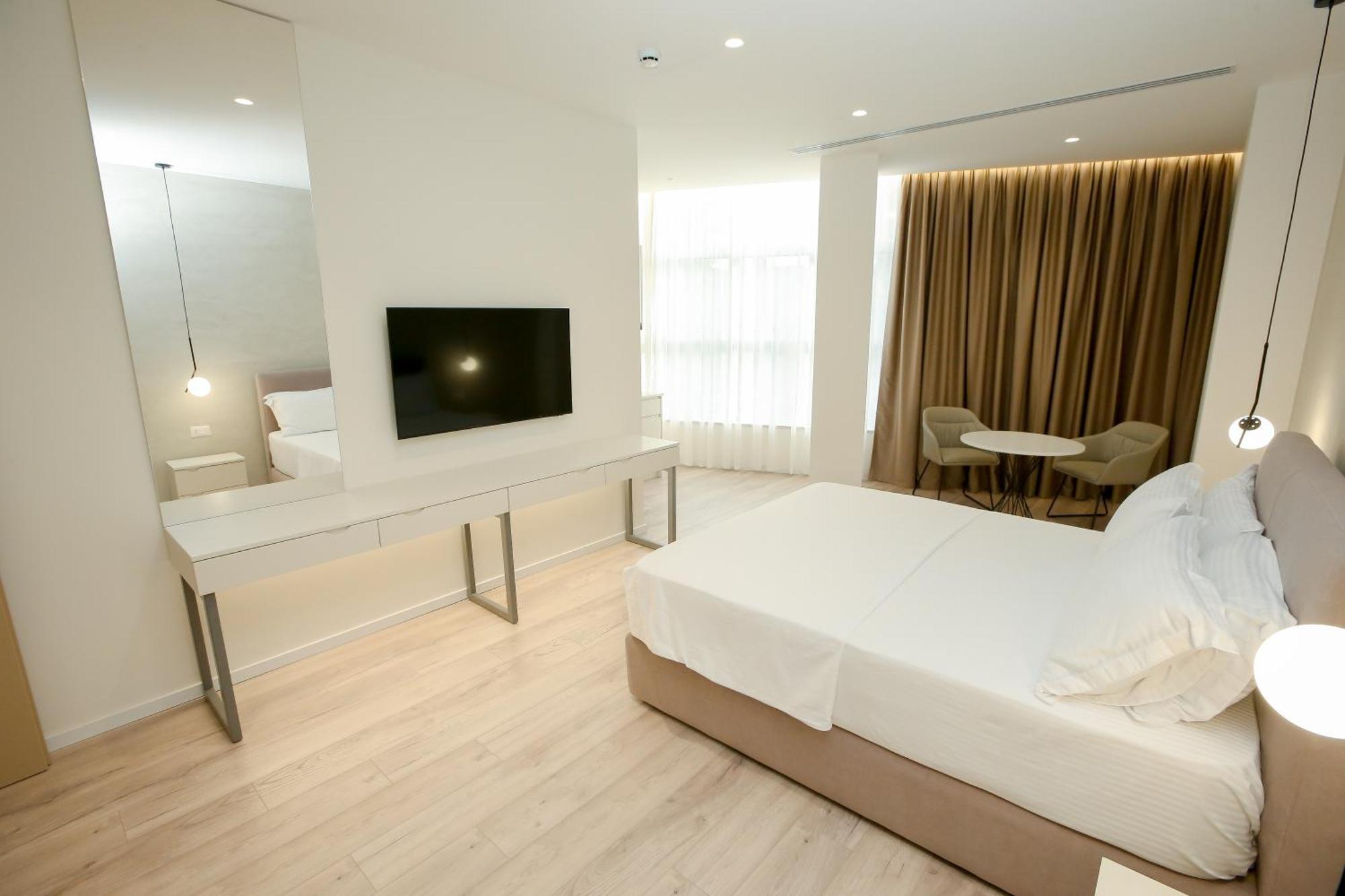Nos Luxury Rooms Shkodër Exterior foto